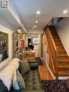 823 CRAVEN ROAD  Toronto, ON M4L 2Z7