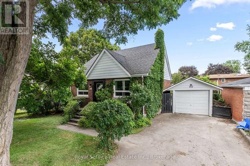152 HARMONY ROAD S  Oshawa (Donevan), ON L1H 6T5