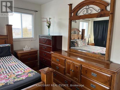 30 Mountainview Road, Mulmur, ON - Indoor Photo Showing Bedroom