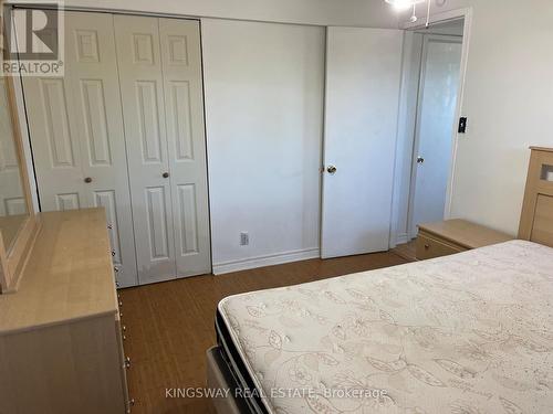 30 Mountainview Road, Mulmur, ON - Indoor Photo Showing Bedroom