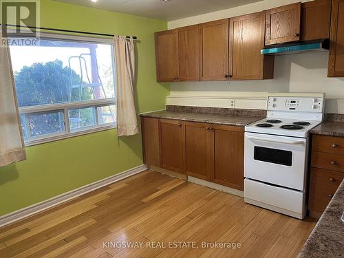 30 Mountainview Road, Mulmur, ON - Indoor Photo Showing Kitchen
