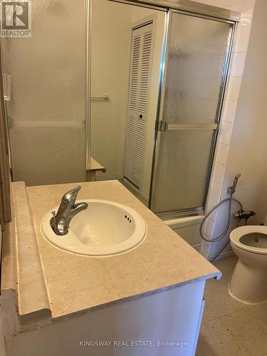 30 Mountainview Road, Mulmur, ON - Indoor Photo Showing Bathroom