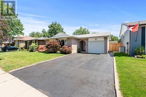 1348 Janina Boulevard, Burlington, ON - Outdoor