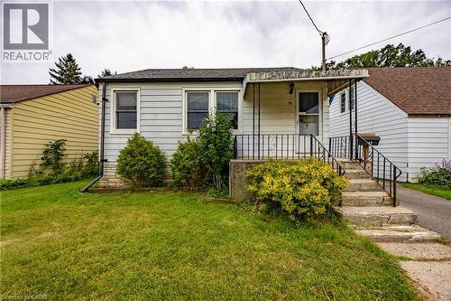 82 SALISBURY Avenue  Brantford, ON N3S 1N2
