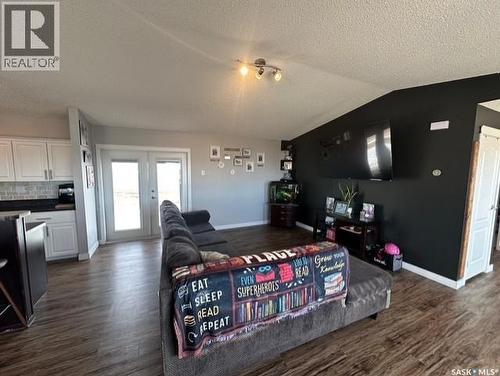 Verwood Acreage, Excel Rm No. 71, SK - Indoor