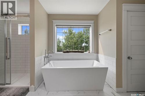 68 Deercrest Run, Lumsden Rm No. 189, SK - Indoor Photo Showing Bathroom