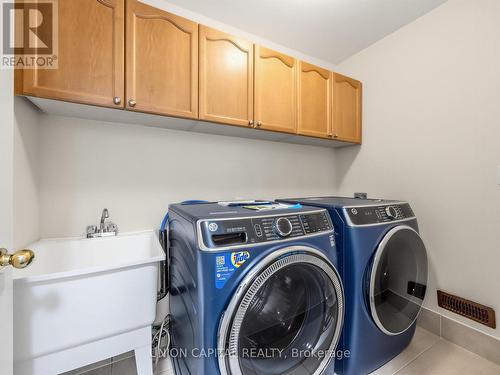 3186 Cabano Crescent, Mississauga, ON - Indoor Photo Showing Laundry Room