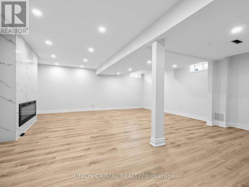 3186 Cabano Crescent, Mississauga, ON - Indoor Photo Showing Other Room