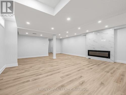 3186 Cabano Crescent, Mississauga, ON - Indoor