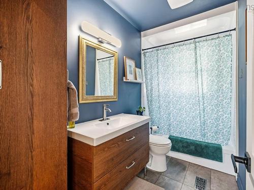 87 Russell Street, Dartmouth, NS - Indoor Photo Showing Bathroom