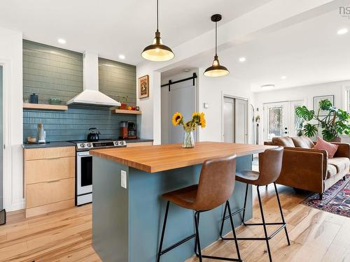 87 Russell Street, Dartmouth, NS - Indoor