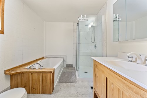 Salle de bains - 1212Z Ch. Dutch, Saint-Armand, QC - Indoor Photo Showing Bathroom