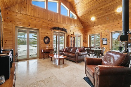 Salon - 488 Lac Sauriol, Waltham, QC - Indoor Photo Showing Living Room