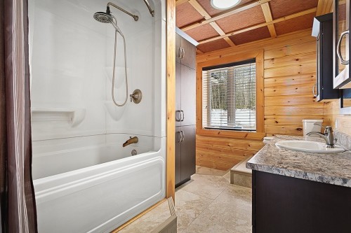 Salle de bains - 488 Lac Sauriol, Waltham, QC - Indoor Photo Showing Bathroom