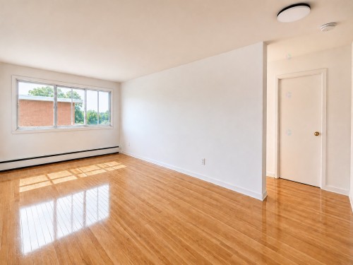 Living Room - 106-1020 Salaberry, Montréal (Ahuntsic-Cartierville), QC - Indoor Photo Showing Other Room
