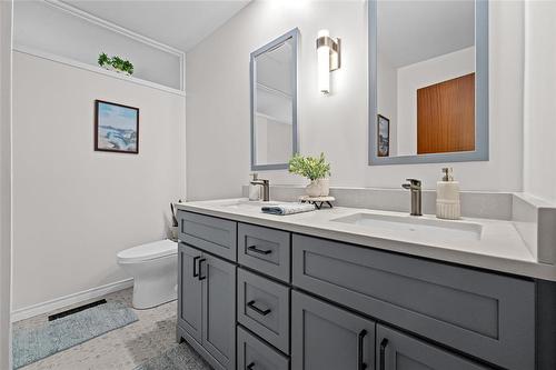 3 Vassar Road, Winnipeg, MB - Indoor Photo Showing Bathroom