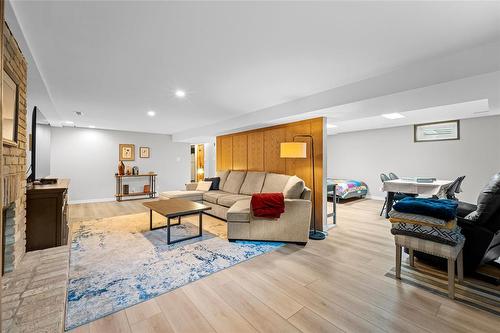3 Vassar Road, Winnipeg, MB - Indoor