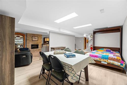 3 Vassar Road, Winnipeg, MB - Indoor