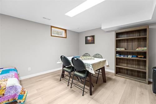 3 Vassar Road, Winnipeg, MB - Indoor