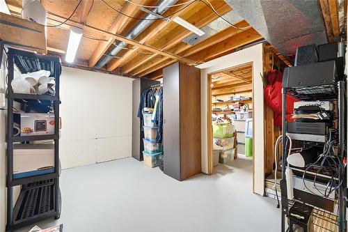 3 Vassar Road, Winnipeg, MB - Indoor Photo Showing Basement