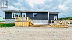 9 Aspen Lane Springdale, NL A0J 1T0