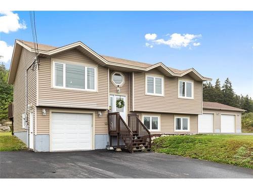 917 Pouch Cove Line  Pouch Cove, NL A0A 3L0