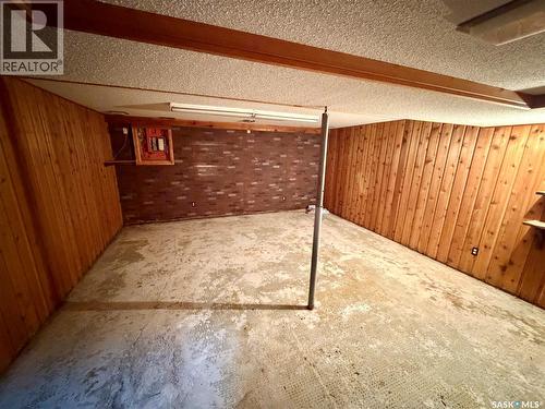 1247 Gordon Road, Moose Jaw, SK - Indoor Photo Showing Other Room