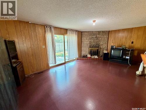 1247 Gordon Road, Moose Jaw, SK - Indoor With Fireplace