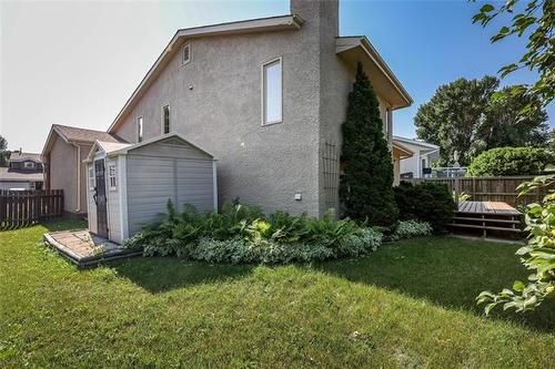 43 Calder Bay, Winnipeg, MB - Outdoor With Exterior
