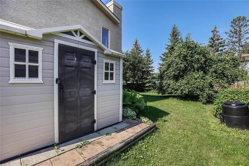 43 Calder Bay, Winnipeg, MB - Outdoor With Exterior