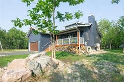 2 Lisgar PL  Pinawa, MB R0E 1L0