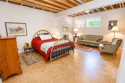 2 Lisgar Pl, Pinawa, MB - Indoor