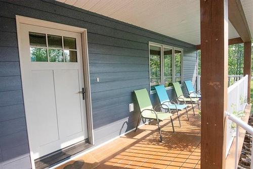 2 Lisgar Pl, Pinawa, MB - Outdoor With Deck Patio Veranda With Exterior