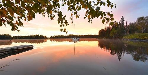 2 Lisgar Pl, Pinawa, MB - Outdoor With Body Of Water With View