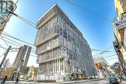 805 - 50 MCCAUL STREET Toronto, ON M5T 0B6