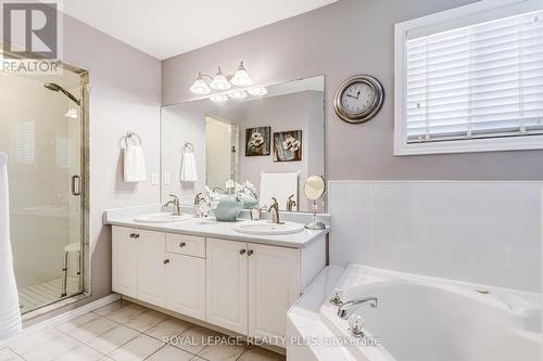 1459 Ravensmoor Crescent, Mississauga, ON - Indoor Photo Showing Bathroom