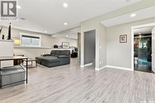 635 Redwood Crescent, Warman, SK - Indoor