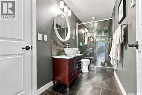 635 Redwood Crescent, Warman, SK - Indoor Photo Showing Bathroom