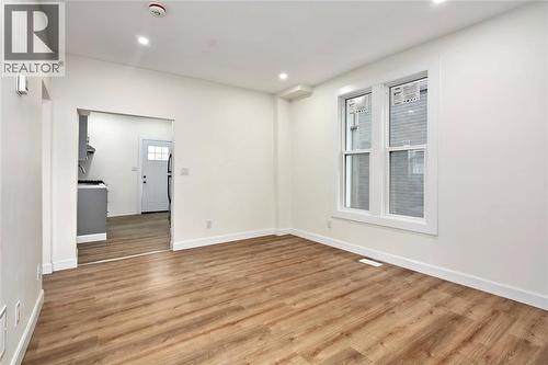 272 Vidal STREET South Unit# Main , Sarnia, Ontario N7T 2T7 5