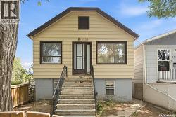 1735 Quebec STREET  Regina, SK S4P 1J4