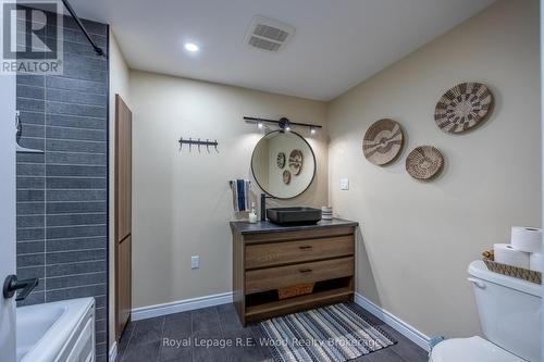 3 Otterview Drive, Norwich (Otterville), ON - Indoor Photo Showing Bathroom