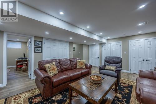 3 Otterview Drive, Norwich (Otterville), ON - Indoor Photo Showing Living Room