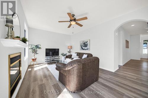 757 Schubert Circle, Ottawa, ON - Indoor Photo Showing Living Room With Fireplace