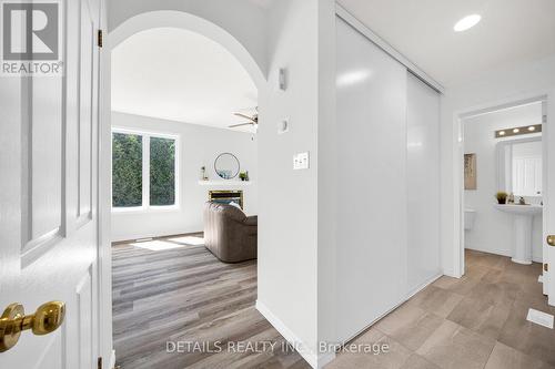 757 Schubert Circle, Ottawa, ON - Indoor Photo Showing Other Room