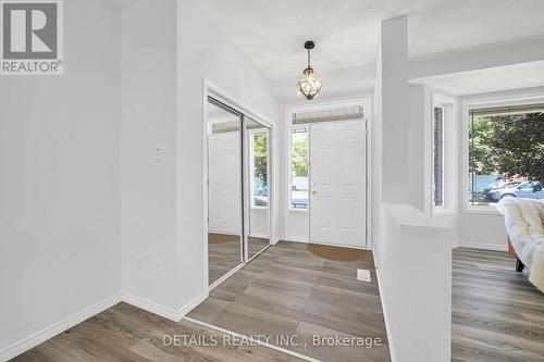 757 Schubert Circle, Ottawa, ON - Indoor Photo Showing Other Room