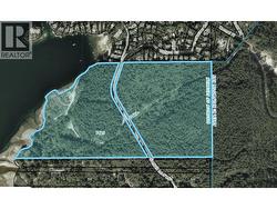 7425 SECHELT INLET ROAD Sechelt, BC V7Z 0C7