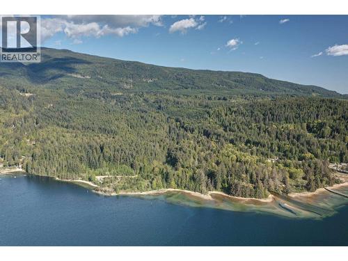 7425 Sechelt Inlet Road, Sechelt, BC 