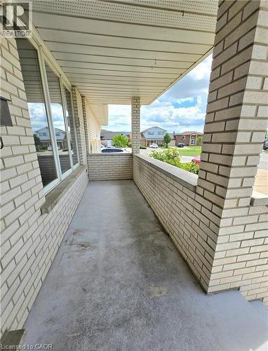 25 HIGHFIELD Avenue Unit# Upper Level , St. Catharines, Ontario L2M 5W3 3