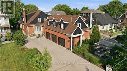 573 BEACH BOULEVARD Hamilton, ON L8H 6X8