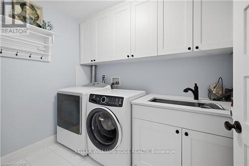 573 Beach Boulevard, Hamilton, ON - Indoor Photo Showing Laundry Room